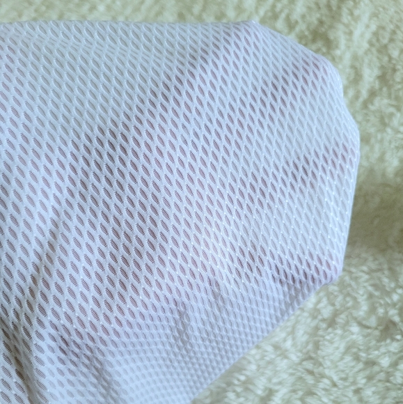 Guess❓Teresa Mesh Logo Tee👕 - NWT - Picture 7 of 14